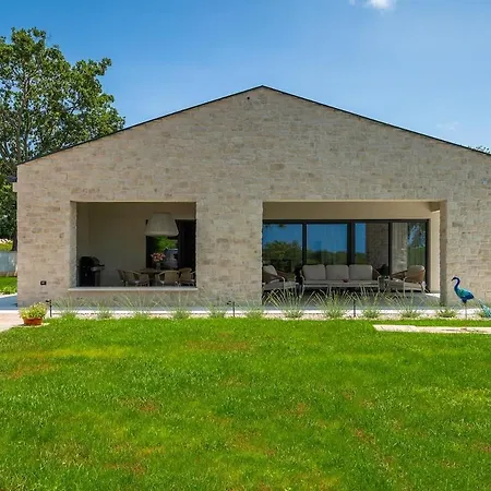 Vv San Giovanni By Istrialux Villa