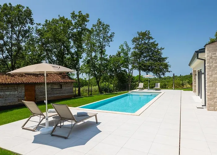 Vv San Giovanni By Istrialux Villa Majkusi